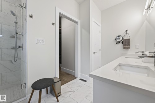 91 Harvest Crescent, Ardrossan, AB - Indoor Photo Showing Bathroom