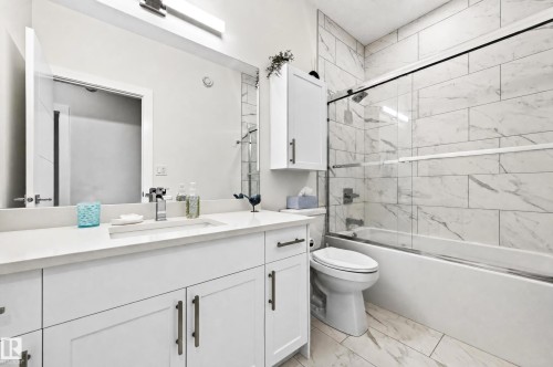 91 Harvest Crescent, Ardrossan, AB - Indoor Photo Showing Bathroom