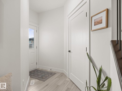 3808 42 Avenue, Beaumont, AB - Indoor Photo Showing Other Room