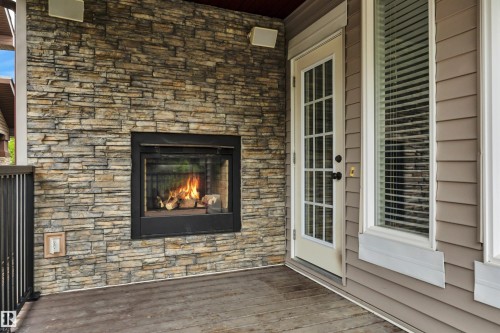 1047 Armitage Crescent Sw, Edmonton, AB -  With Fireplace With Exterior
