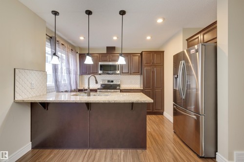 #57 330 Bulyea Rd Nw, Edmonton, AB - Indoor Photo Showing Kitchen With Stainless Steel Kitchen With Upgraded Kitchen