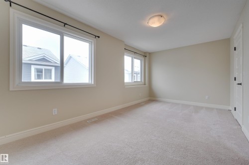 #57 330 Bulyea Rd Nw, Edmonton, AB - Indoor Photo Showing Other Room