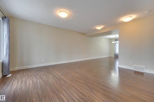 #57 330 Bulyea Rd Nw, Edmonton, AB - Indoor Photo Showing Other Room
