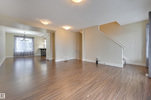 #57 330 Bulyea Rd Nw, Edmonton, AB - Indoor