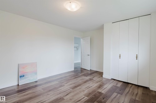 11420 46 Avenue Nw, Edmonton, AB - Indoor Photo Showing Other Room