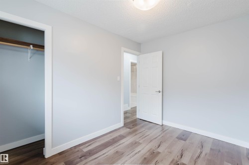 11420 46 Avenue Nw, Edmonton, AB - Indoor Photo Showing Other Room
