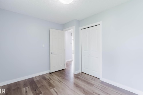 11420 46 Avenue Nw, Edmonton, AB - Indoor Photo Showing Other Room