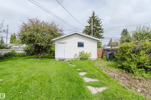 11420 46 Avenue Nw, Edmonton, AB - Outdoor