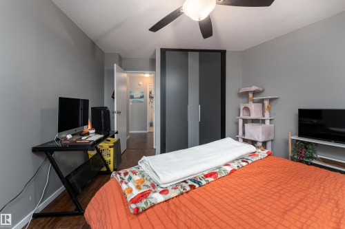 #508 10045 117 St Nw, Edmonton, AB - Indoor Photo Showing Bedroom