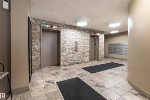 #508 10045 117 St Nw, Edmonton, AB - Indoor Photo Showing Other Room