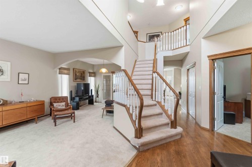 1080 Wedgewood Boulevard Nw, Edmonton, AB - Indoor Photo Showing Other Room