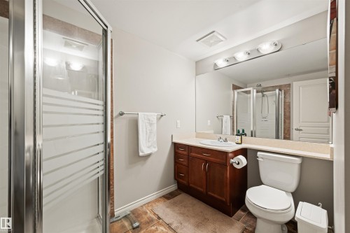 #904 10319 111 St Nw, Edmonton, AB - Indoor Photo Showing Bathroom