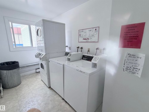 #306 11340 124 St Nw, Edmonton, AB - Indoor Photo Showing Laundry Room