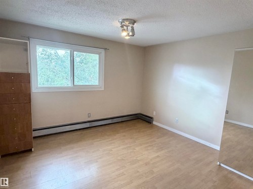 #306 11340 124 St Nw, Edmonton, AB - Indoor Photo Showing Other Room