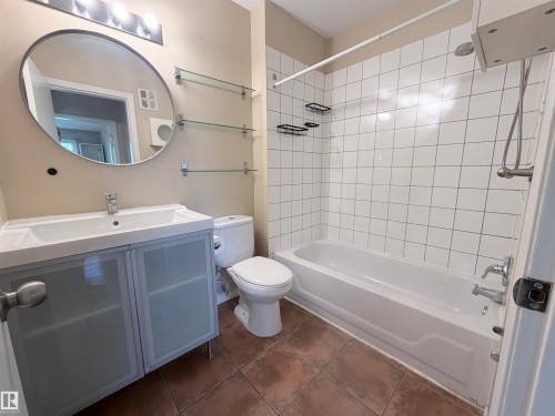 #306 11340 124 St Nw, Edmonton, AB - Indoor Photo Showing Bathroom