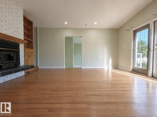 9523 134 Avenue Nw, Edmonton, AB 