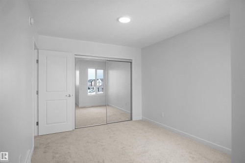 2204 194 Street Nw, Edmonton, AB - Indoor Photo Showing Other Room