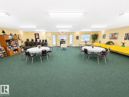 #101 911 Rabbit Hill Rd Nw, Edmonton, AB - Indoor Photo Showing Other Room