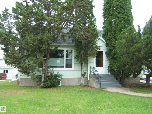 4809 47A Street   Two Hills, AB T0B 4K0