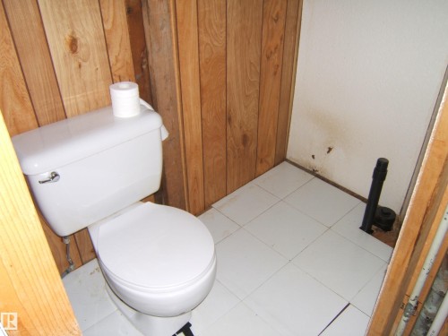Additional content - 4809 47A Street, Two Hills, AB - Indoor Photo Showing Bathroom