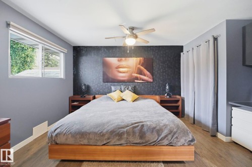 10528 45 Street Nw, Edmonton, AB - Indoor Photo Showing Bedroom