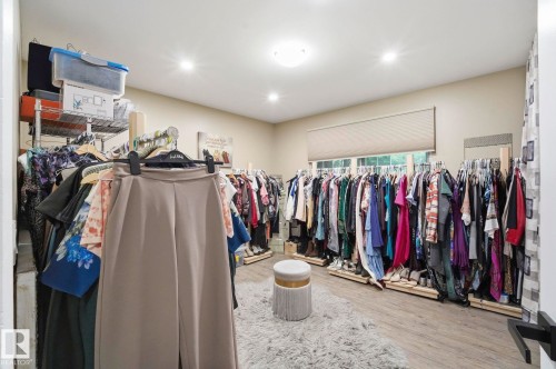 10528 45 Street Nw, Edmonton, AB - Indoor With Storage