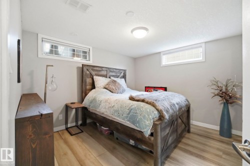 10528 45 Street Nw, Edmonton, AB - Indoor Photo Showing Bedroom