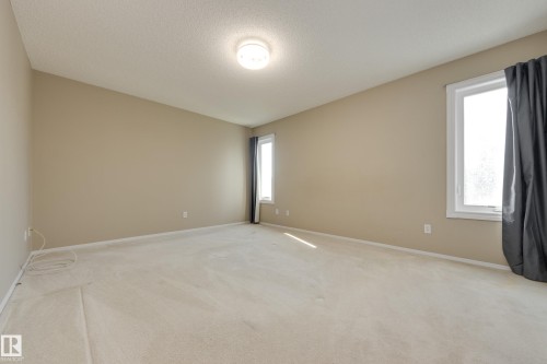 11335 167B Ave Nw, Edmonton, AB - Indoor Photo Showing Other Room