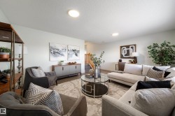 4811 152 Avenue NW  Edmonton, AB T5Y 3B8
