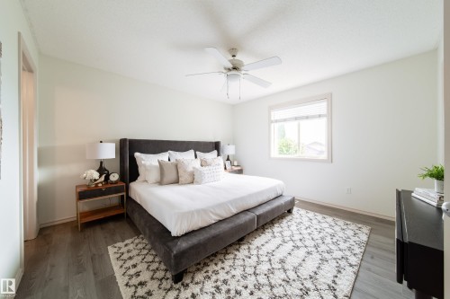 4811 152 Avenue Nw, Edmonton, AB - Indoor Photo Showing Bedroom