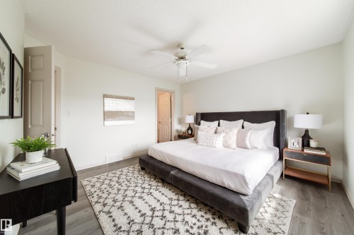 4811 152 Avenue Nw, Edmonton, AB - Indoor Photo Showing Bedroom