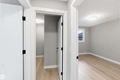 120 Birch Drive, Gibbons, AB - Indoor Photo Showing Other Room
