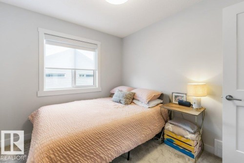 13 Jennifer Crescent, St. Albert, AB - Indoor Photo Showing Bedroom