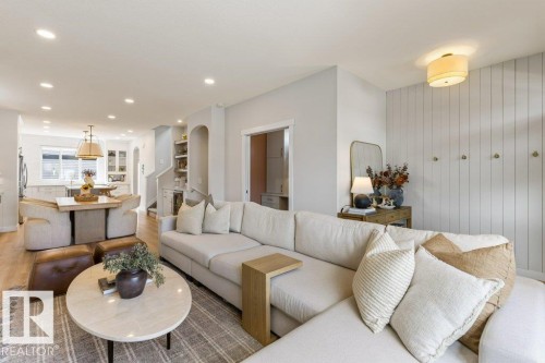13 Jennifer Crescent, St. Albert, AB - Indoor Photo Showing Living Room