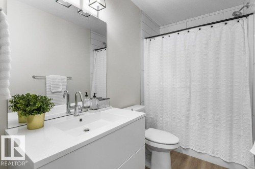 13 Jennifer Crescent, St. Albert, AB - Indoor Photo Showing Bathroom