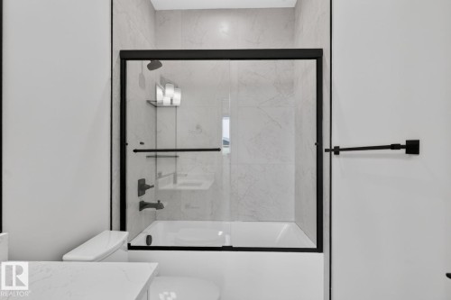 450 Robinson Blvd, Leduc, AB - Indoor Photo Showing Bathroom