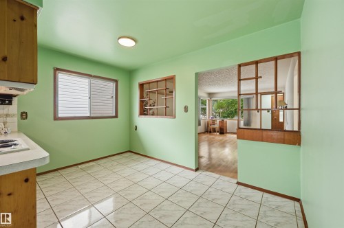 9251 91 Street Nw, Edmonton, AB - Indoor Photo Showing Other Room