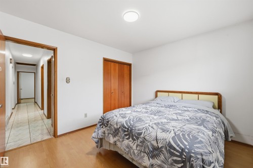 9251 91 Street Nw, Edmonton, AB - Indoor Photo Showing Bedroom