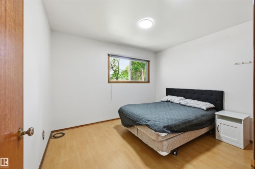 9251 91 Street Nw, Edmonton, AB - Indoor Photo Showing Bedroom