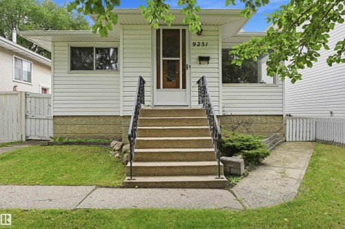 9251 91 Street Nw, Edmonton, AB - Outdoor