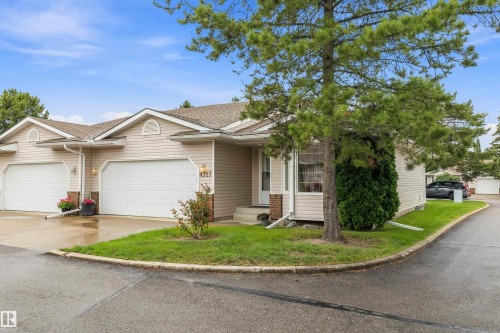 4717 25 Avenue Nw, Edmonton, AB - Outdoor With Facade