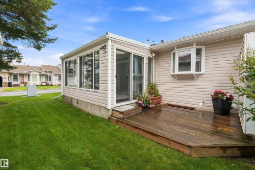 4717 25 Avenue Nw, Edmonton, AB - Outdoor