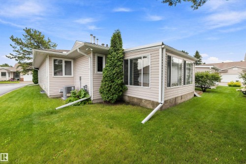 4717 25 Avenue Nw, Edmonton, AB - Outdoor