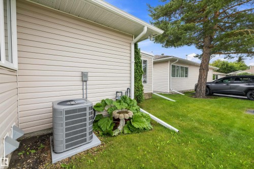 4717 25 Avenue Nw, Edmonton, AB - Outdoor With Exterior