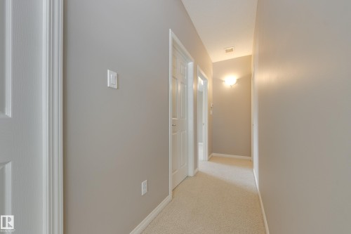 #20 3040 Spence Wd Sw, Edmonton, AB - Indoor Photo Showing Other Room