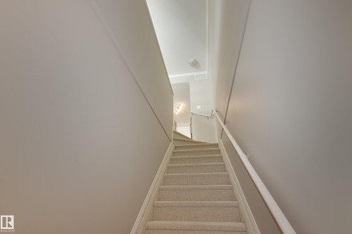 #20 3040 Spence Wd Sw, Edmonton, AB - Indoor Photo Showing Other Room