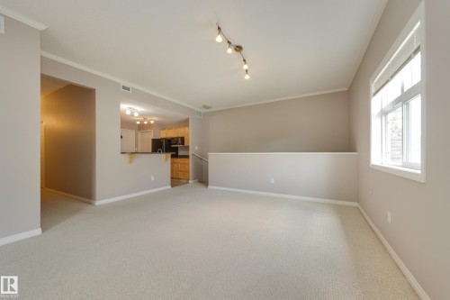 #20 3040 Spence Wd Sw, Edmonton, AB - Indoor Photo Showing Other Room