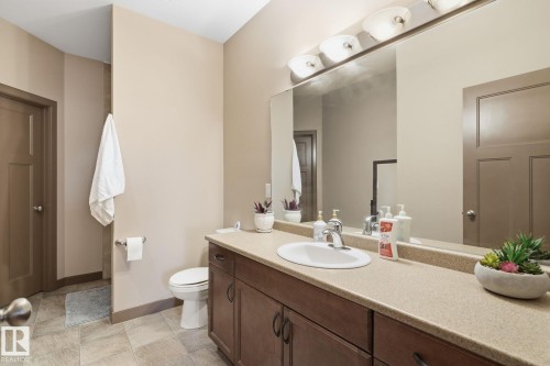 #10 340 Spruce Ridge Rd, Spruce Grove, AB - Indoor Photo Showing Bathroom