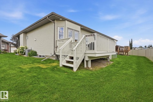 #10 340 Spruce Ridge Rd, Spruce Grove, AB - Outdoor