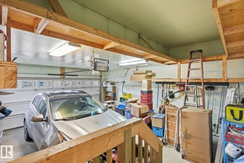 #10 340 Spruce Ridge Rd, Spruce Grove, AB - Indoor Photo Showing Laundry Room